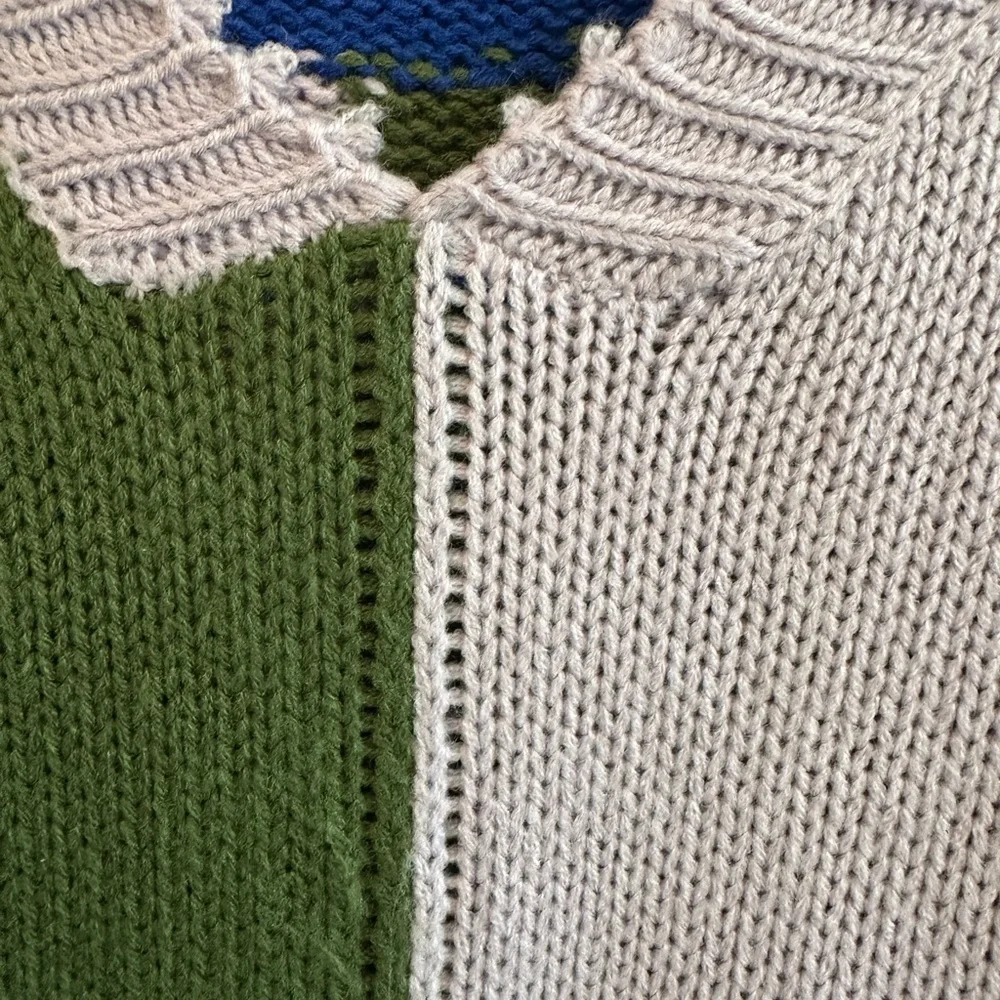 Umgee Multicolor V-Neck Sweater - Picture 4 of 5